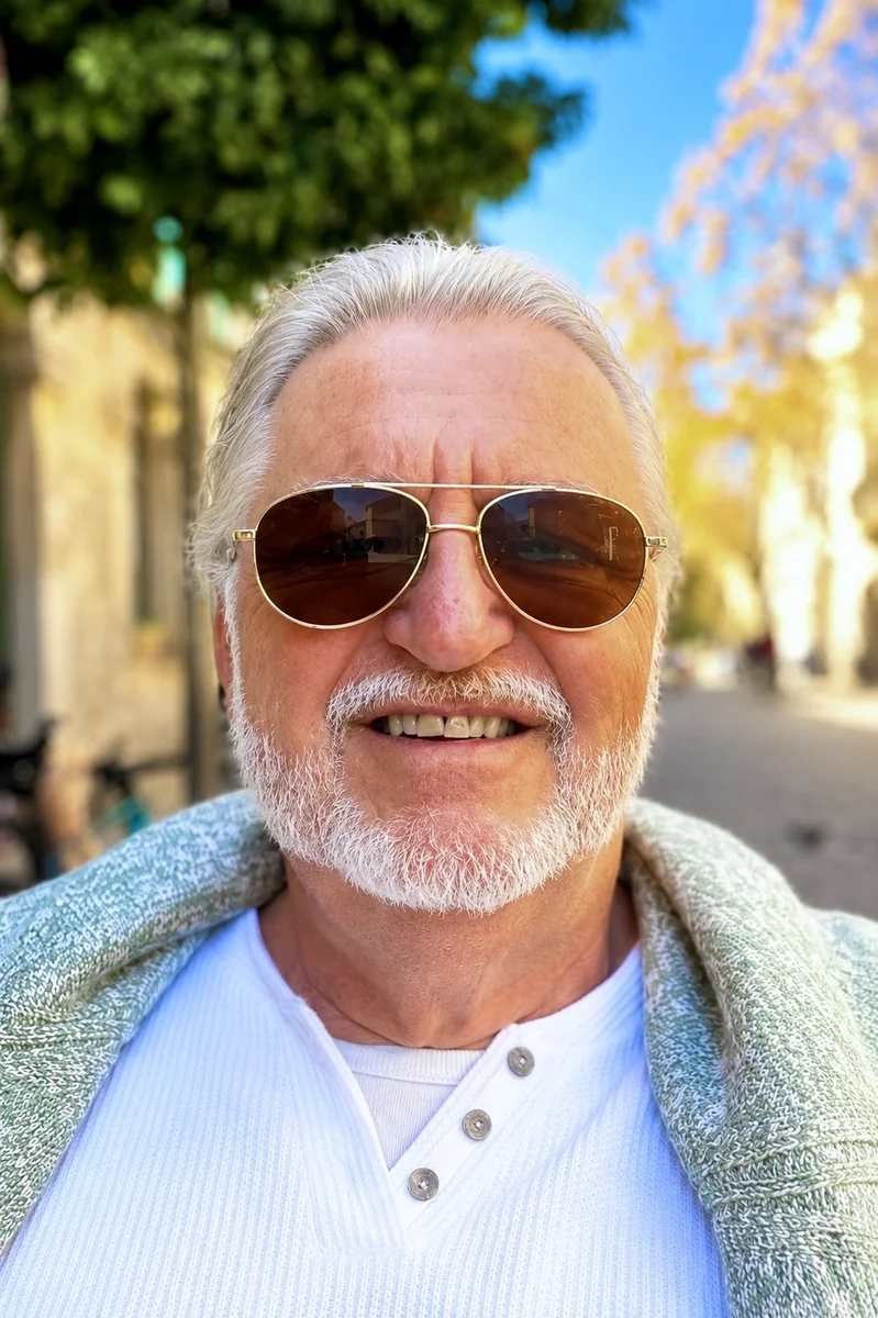 Autor Georg Torres